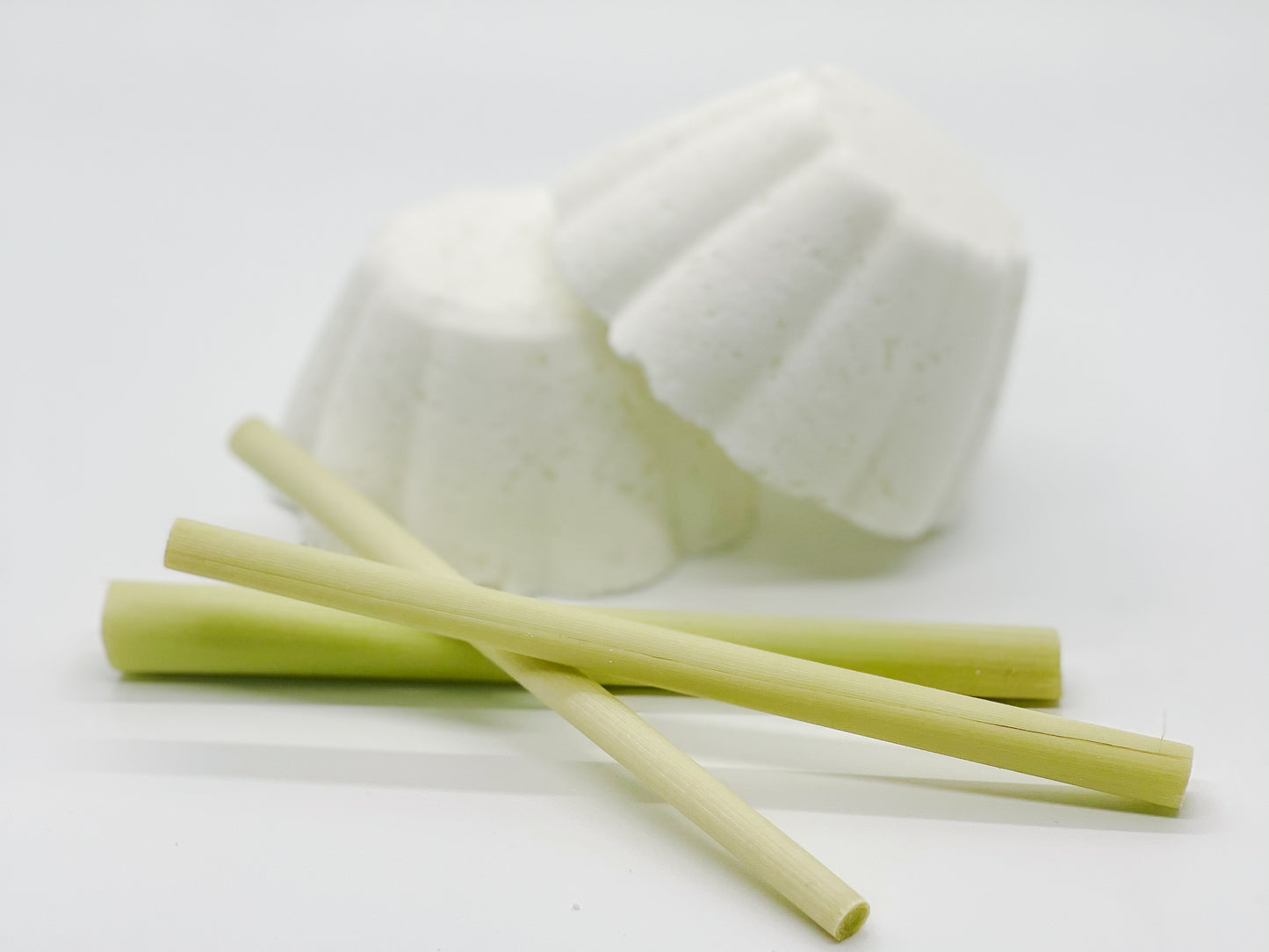 Lemongrass CBD Bath Bomb