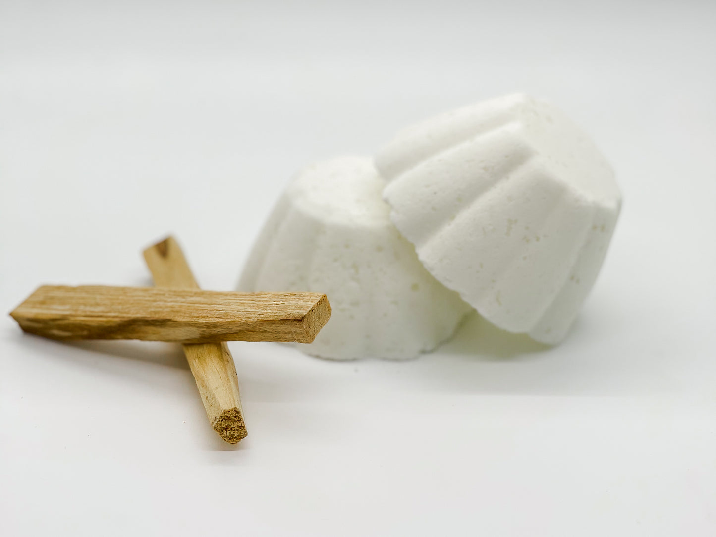 Cedarwood CBD Bath Bomb